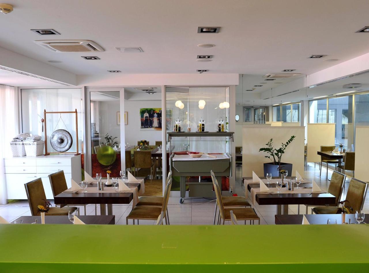 טרנבה Hotel Empire מראה חיצוני תמונה